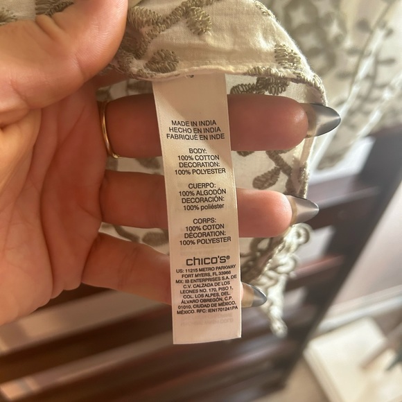 CHICOS tunic - Picture 5 of 9